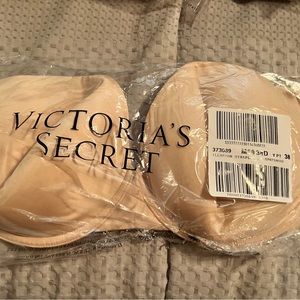 NWT 38D Victoria's Secret Illusion Convertible Bra